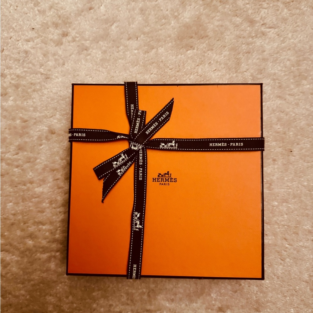 Hermès Orange Gift Box